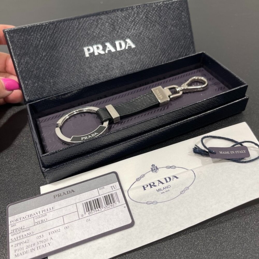 Prada Black Leather Key Chain/Bag Charm Unisex (JB1119)